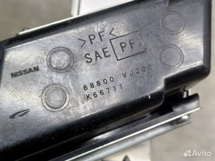 Пепельница Nissan Np300 2.5 YD25 2012