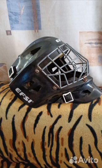 Вратарский шлем jr