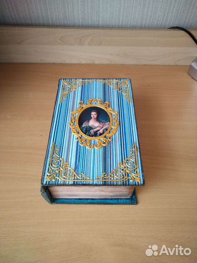 Книга шкатулка