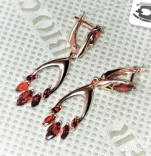 Серьги серебро гранат С252
