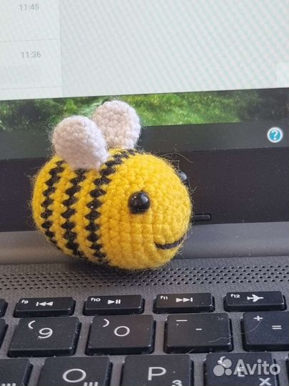 Пчела вязаная
