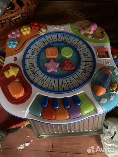 Развивающий музыкальный столик