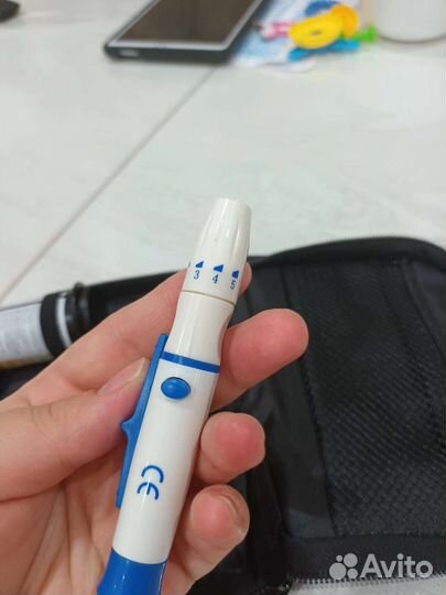 Система измерения уровня глюкозы в крови/глюкометр