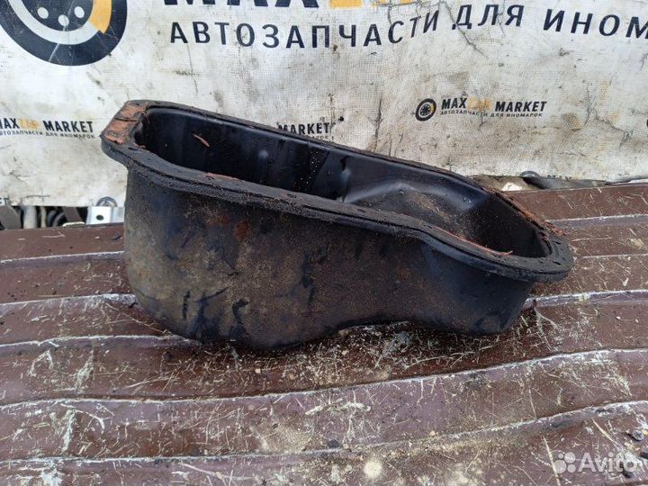 Поддон масляный двигателя Volkswagen Passat B3