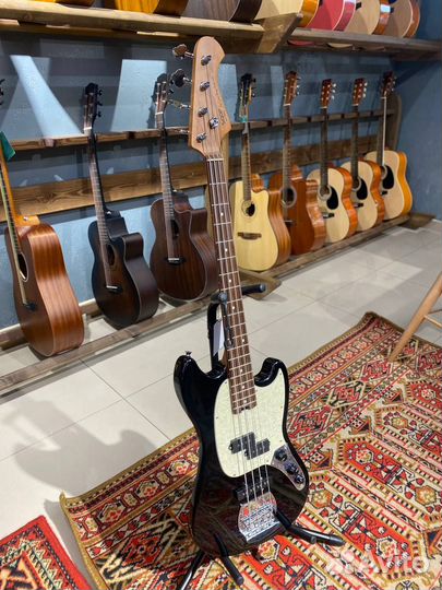 Бас-гитара sqoe SJB400 BK в комплекте