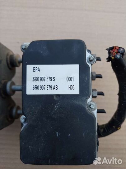 Блок ABS Skoda Fabia 2 6R0907379S