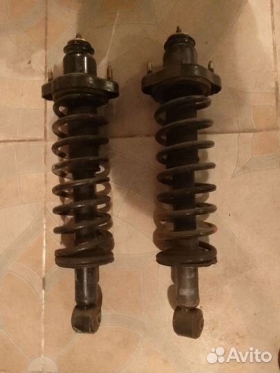 Задние стойки на lancer 9