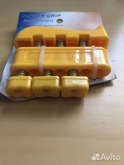 Эспандер для пальцев рук