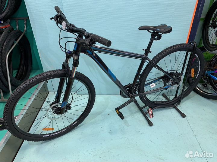 Велосипед горный Stinger Graphite EVO 29