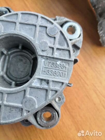 Ролик натяжитель приводного ремня Пежо Ситроен