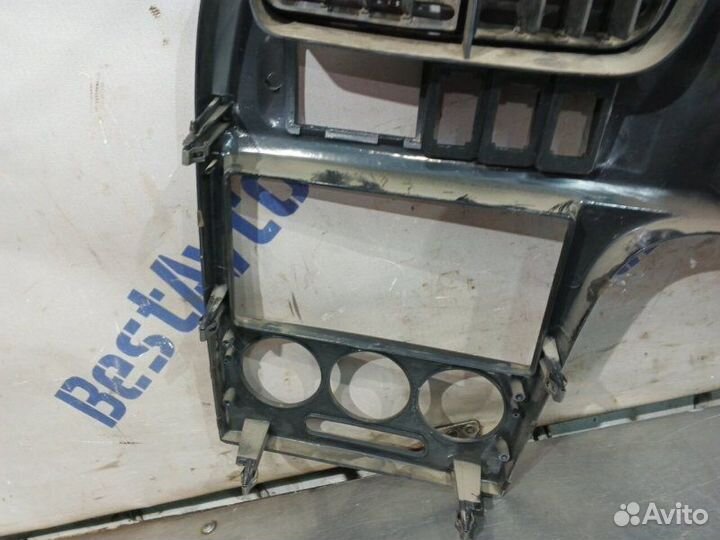 Облицовка щитка приборов Kia Spectra седан S6D1