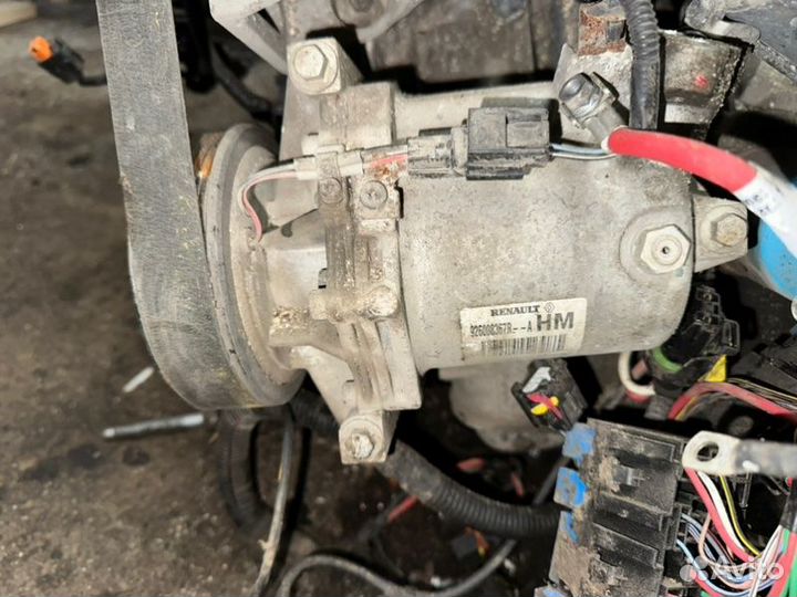 Компрессор кондиционера Renault Kaptur H4M