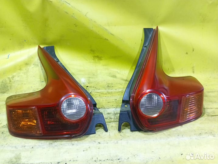 Фонарь задний Nissan Juke Ниссан жук