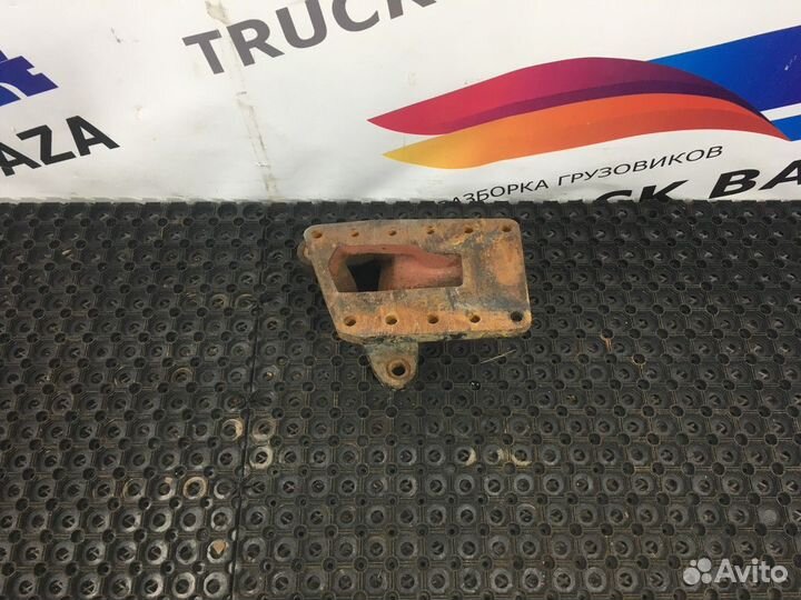 Кронштейн гура Man L2000