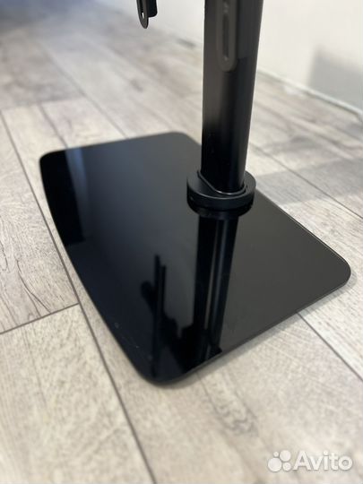 Кронштейн для телевизора