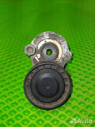 Ролик-натяжитель генератора Renault Fluеncе