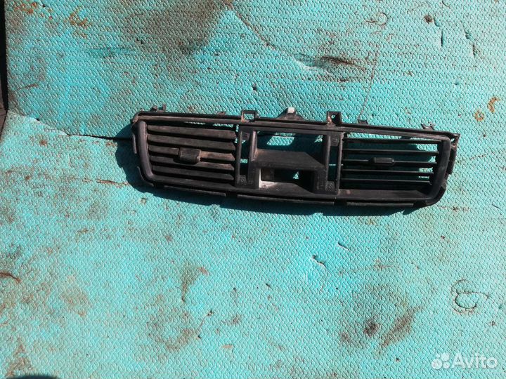 Решётка вентиляционная Митсубиси Лансер 9