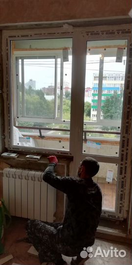 Окно пластиковое и дверь на балкон