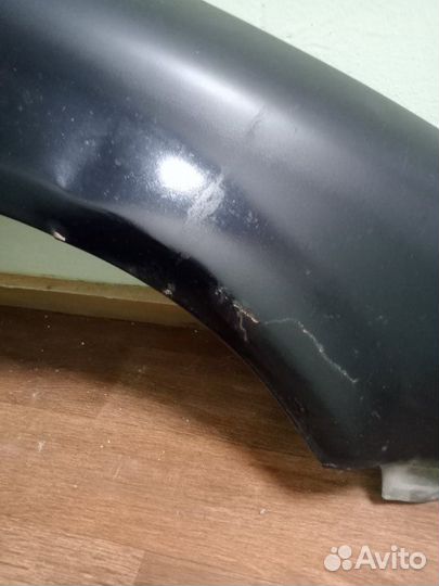 Крыло переднее правое Volkswagen Passat B5 седан