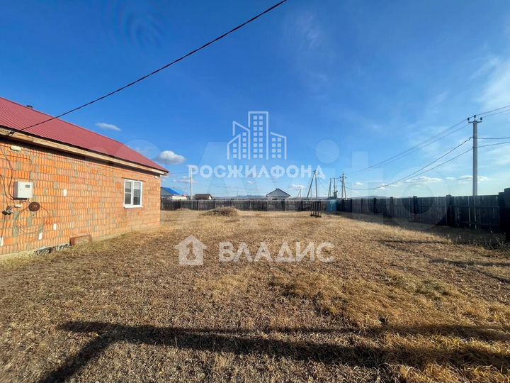 Дом 29,4 м² на участке 10,8 сот.