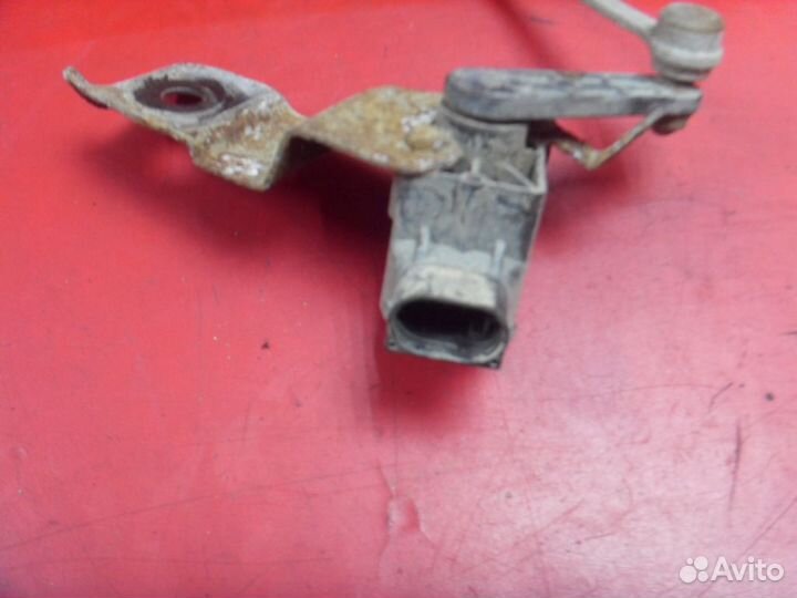 Датчик регулировки 0105427717 Mercedes S (W220)