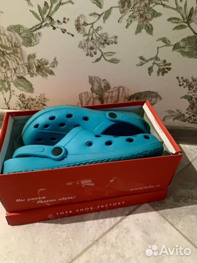 Кроксы пляжные и сандали женские 40 размера