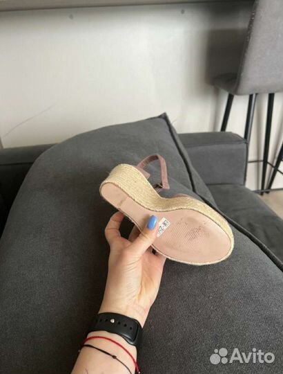 Босоножки женские 37 размер