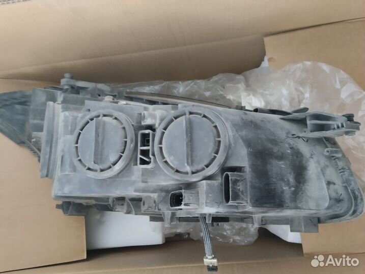 Фары передние Mercedes W221 комплект ксенон