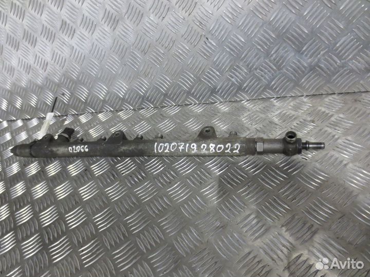 Топливно-распределительная рампа MAN 51103116037