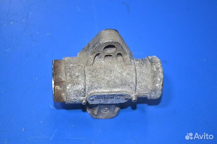 Регулятор давления воздуха renault trucks Premium