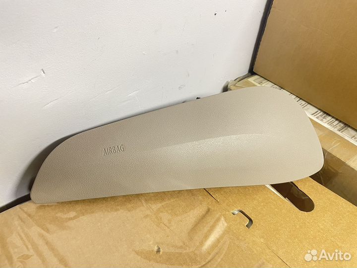 Подушка безопасности в сиденье правое BMW 1 E87