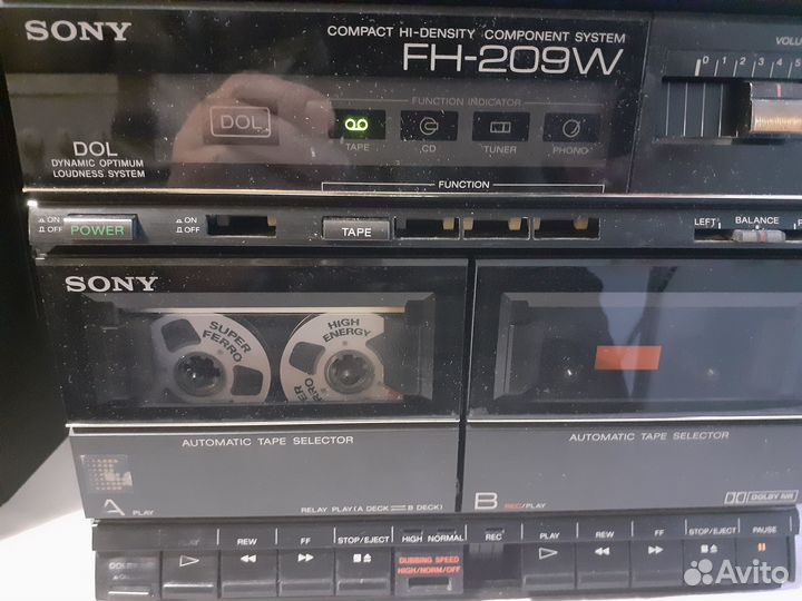 Sony FH - 209 W - Переносная магнитола 2х25 Вт