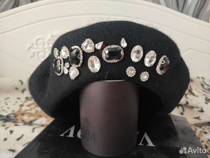 Берет фетровый женский