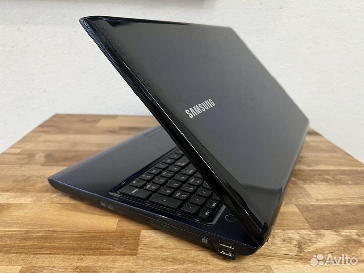 Красивый игровой Samsung Core i5 6Gb SSD256 Radeon