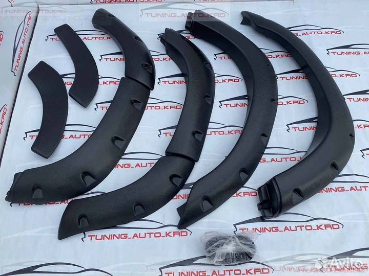 Фендера Расширители арок Toyota Hi Lux тонкие E964