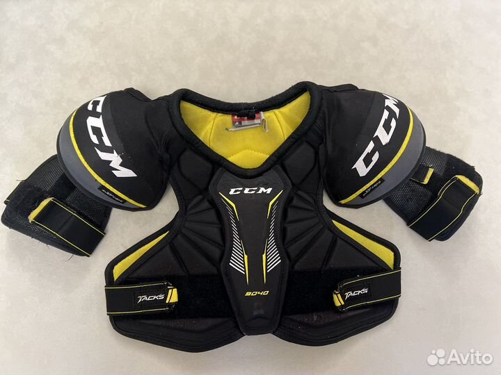 Нагрудник хоккейный CCM jr