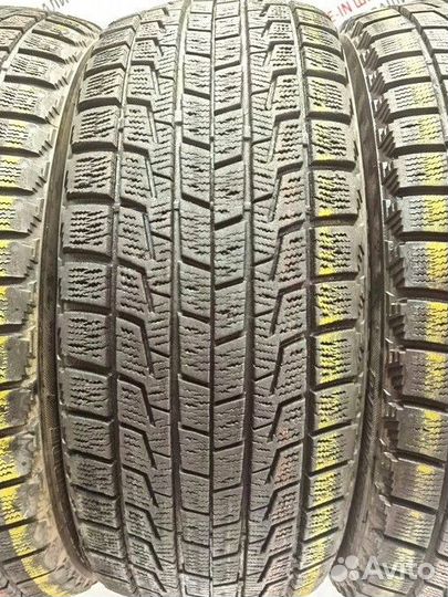 Bridgestone Blizzak Revo1 215/45 R17 M