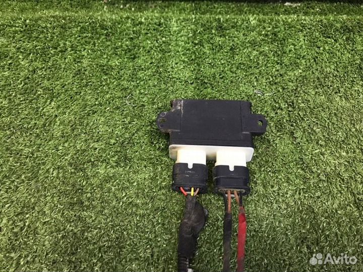 Блок электронный задний Toyota Rav 4