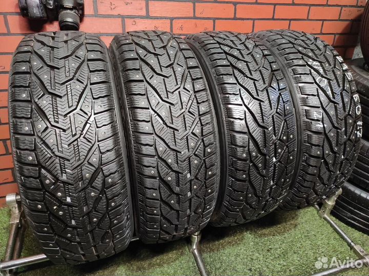 Tigar SUV Ice 215/60 R17 100T