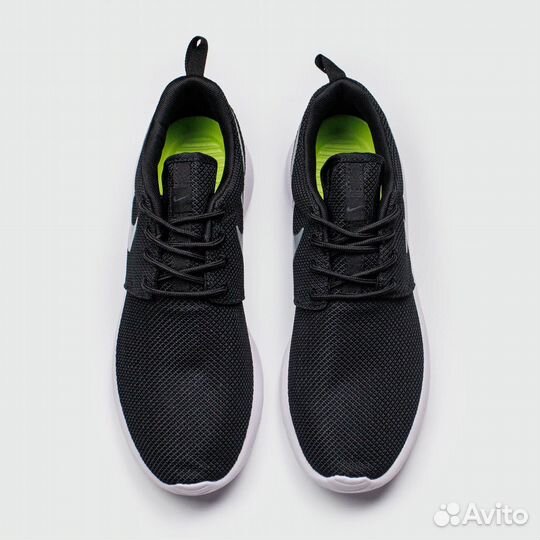 Кроссовки Nike Roshe Run Black / White