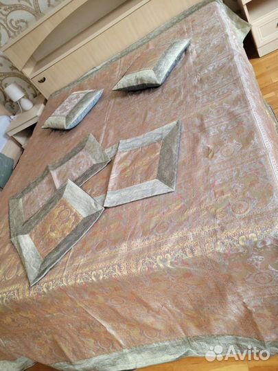 Покрывало на кровать