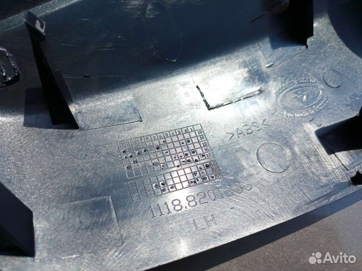 Накладка зеркала калина, гранта