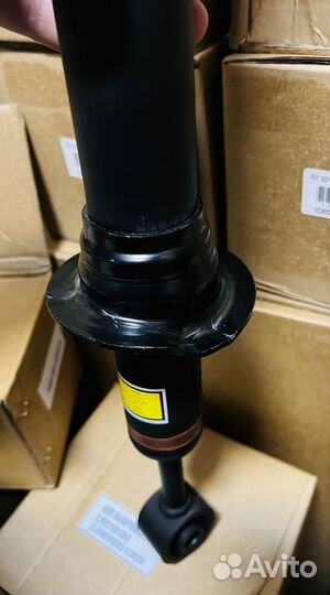 Передний амортизатор Lexus GX470