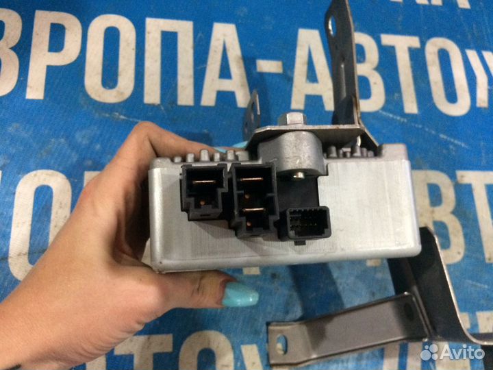 Блок электроусилителя руля Mitsubishi (8633A002)