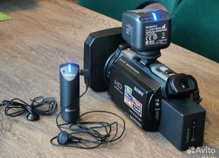 Радио микрофон петличка bluetooth Sony