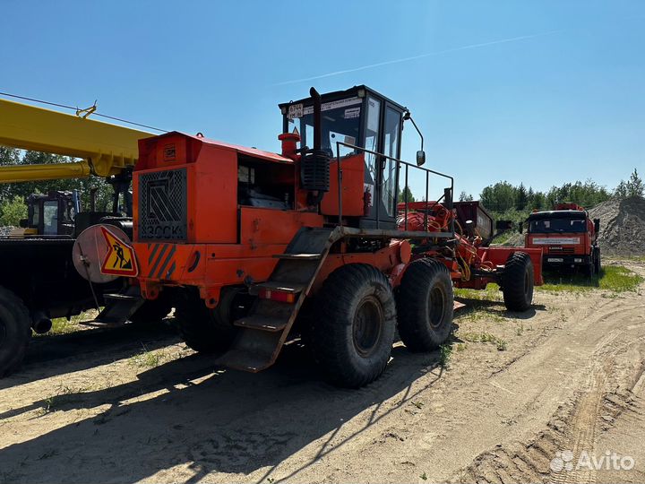 Автогрейдер ЧСДМ ДЗ-98В.00100-110, 2013