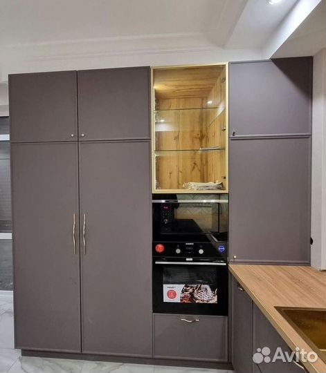 Кухня в стиле минимализм на заказ от производителя