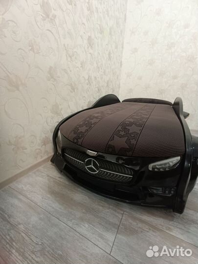 Детская кровать машина с матрасом