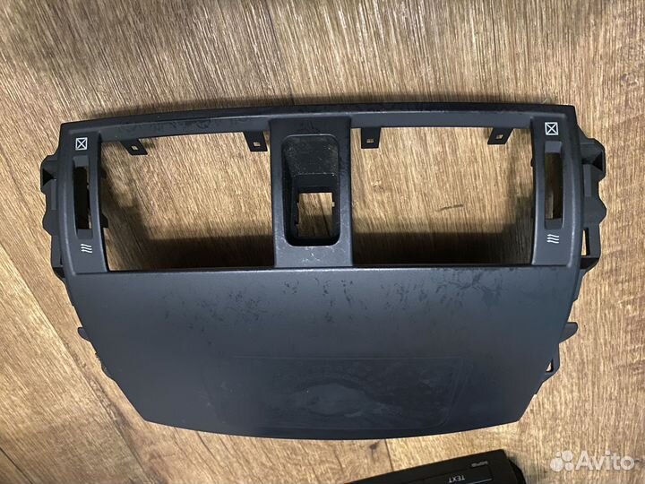 Пластик салона toyota corolla 150