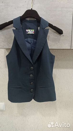 Школьный жилет для девочки